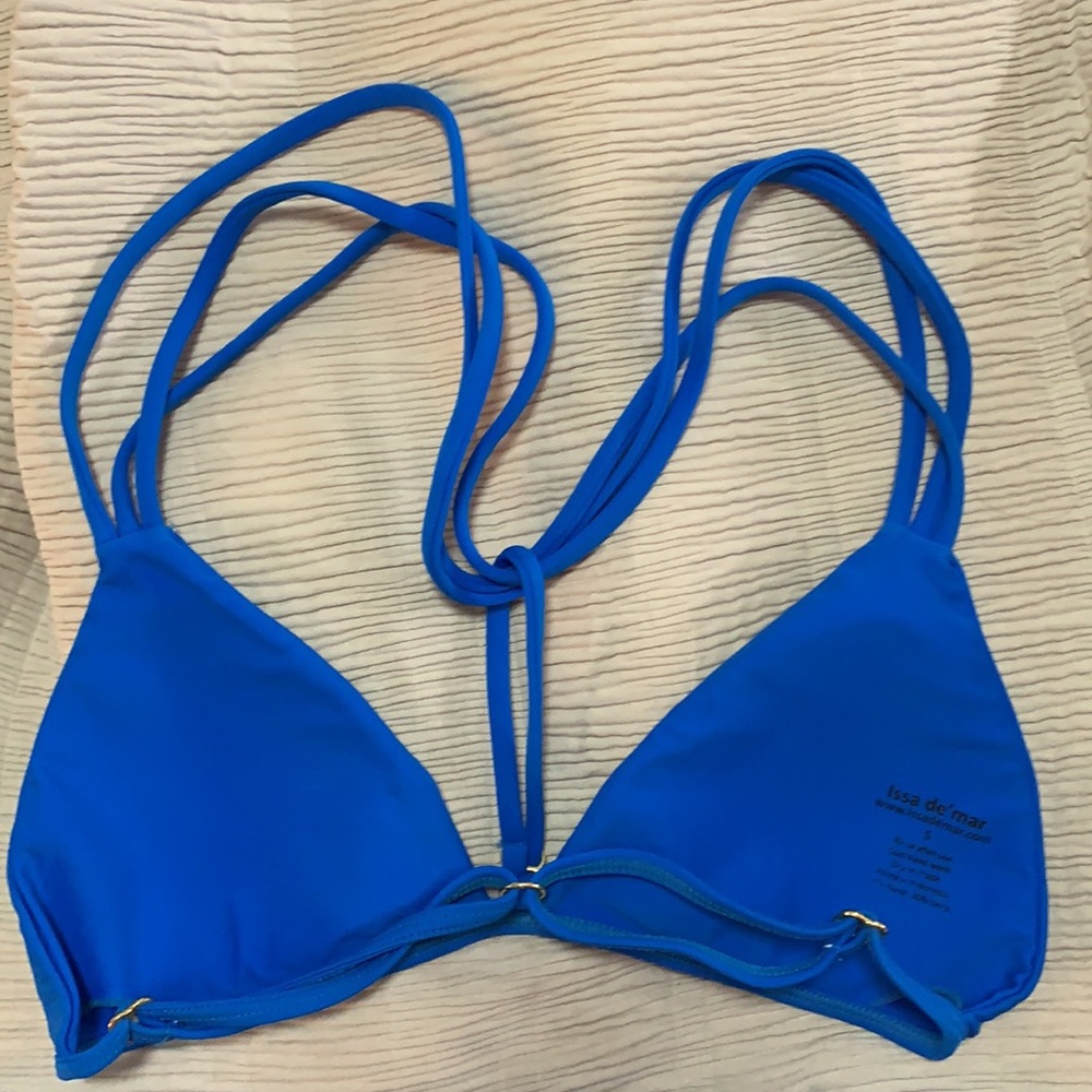 Bikini - Picture 2 of 2